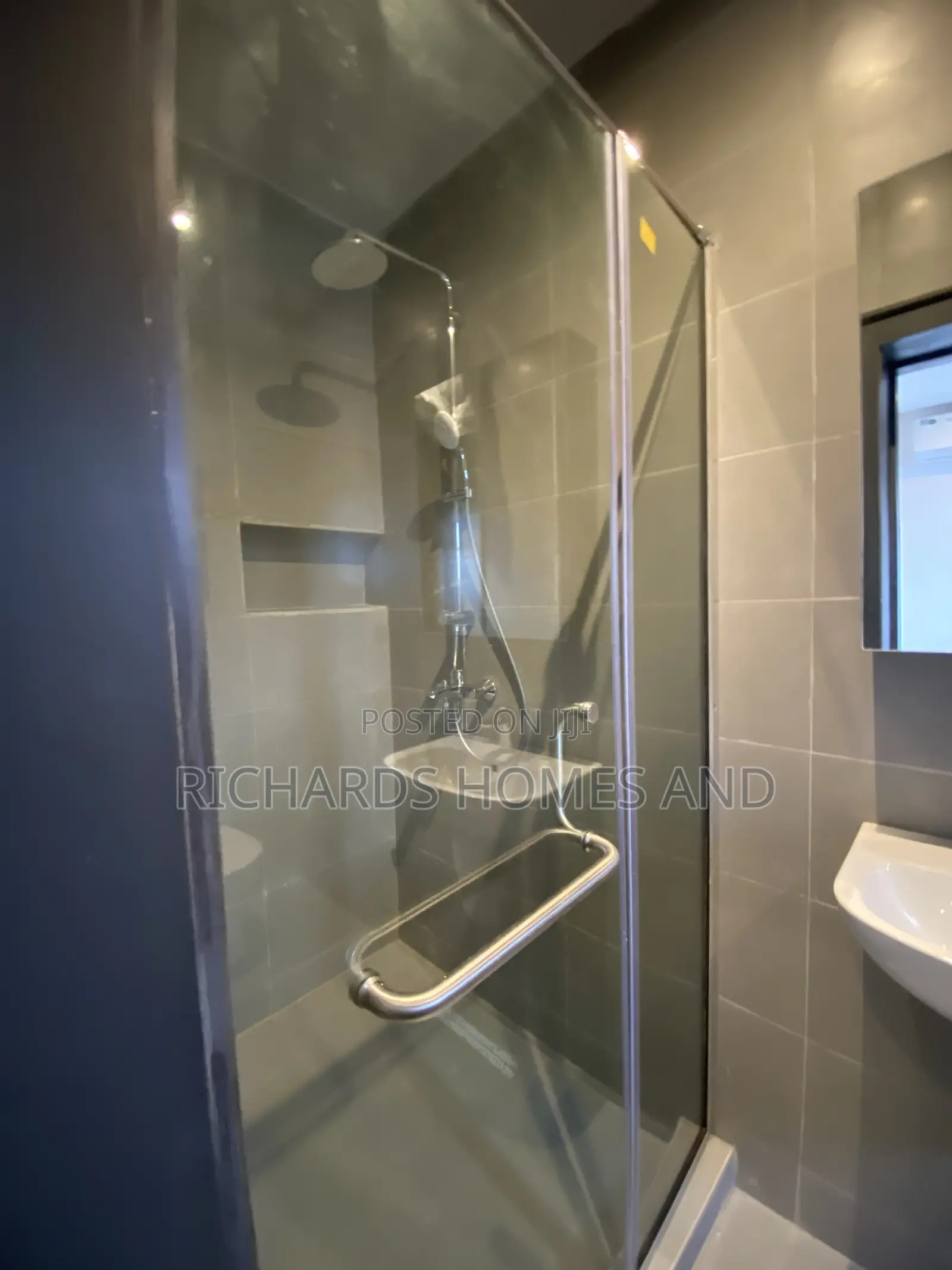 2bdrm Maisonette in Ilasan for sale