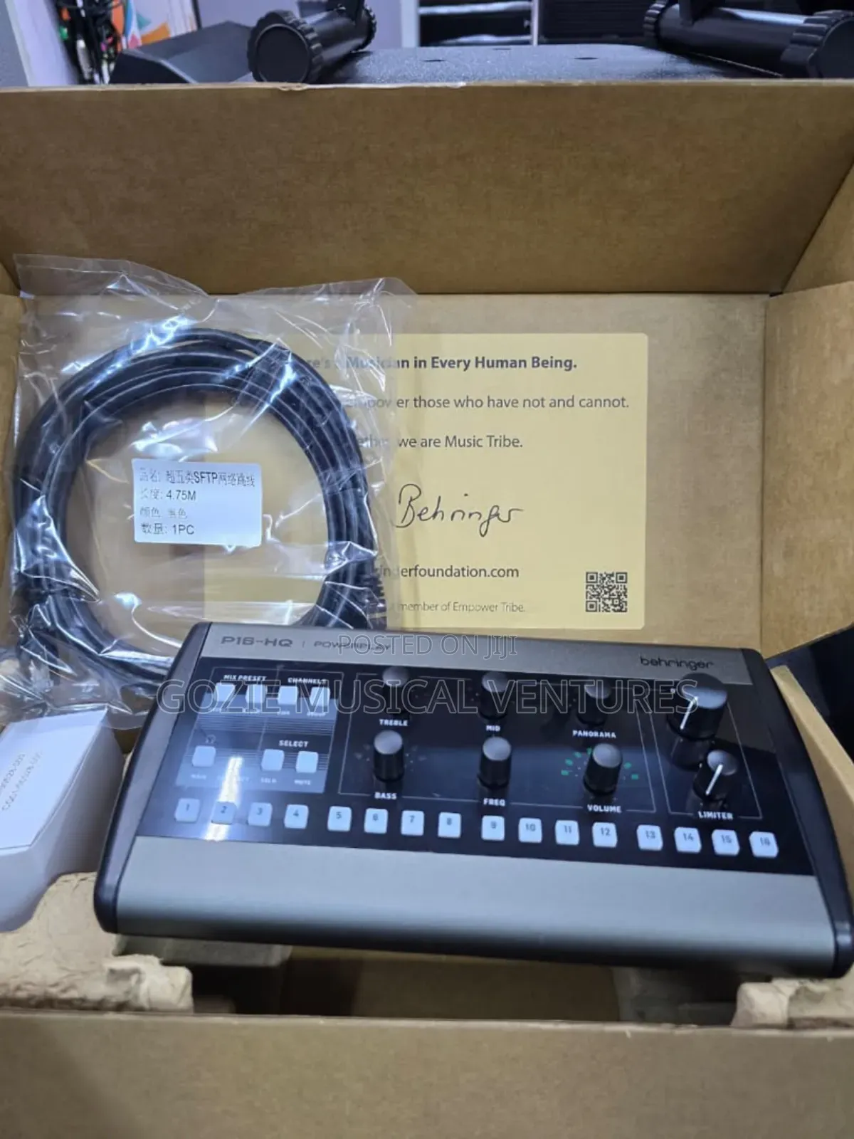Behringer P16-Hq Powerpal16-Channel Digital Personal Monitoring Mixer.