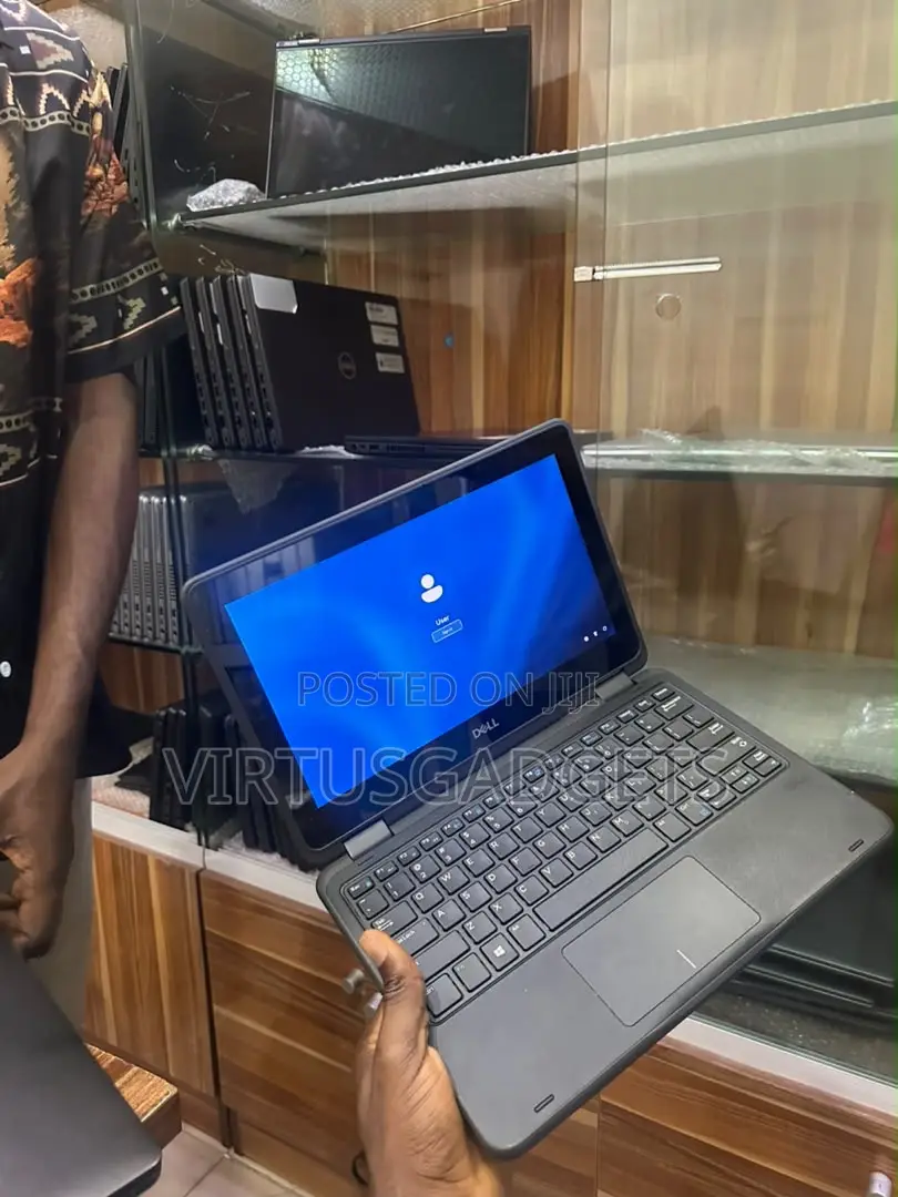 Laptop Dell Latitude 3190 2-in-1 4GB Intel Pentium SSD 128GB