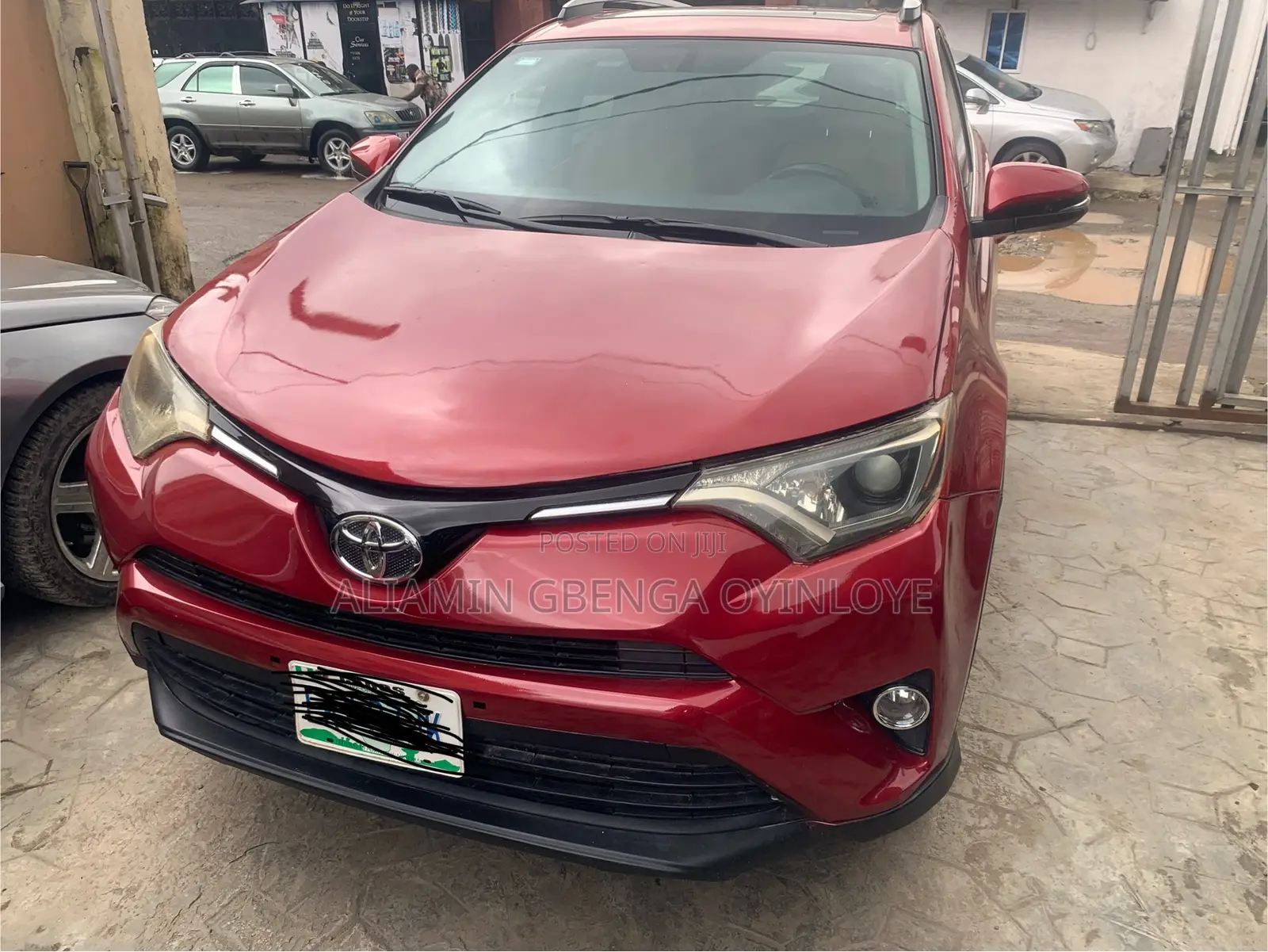 Toyota RAV4 XLE AWD (2.5L 4cyl 6A) 2016 Red