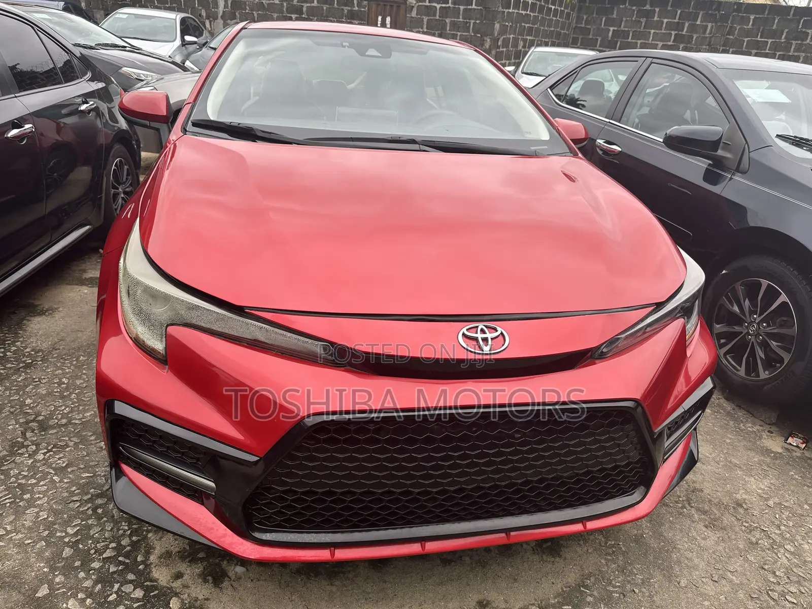 Toyota Corolla LE 2021 Red