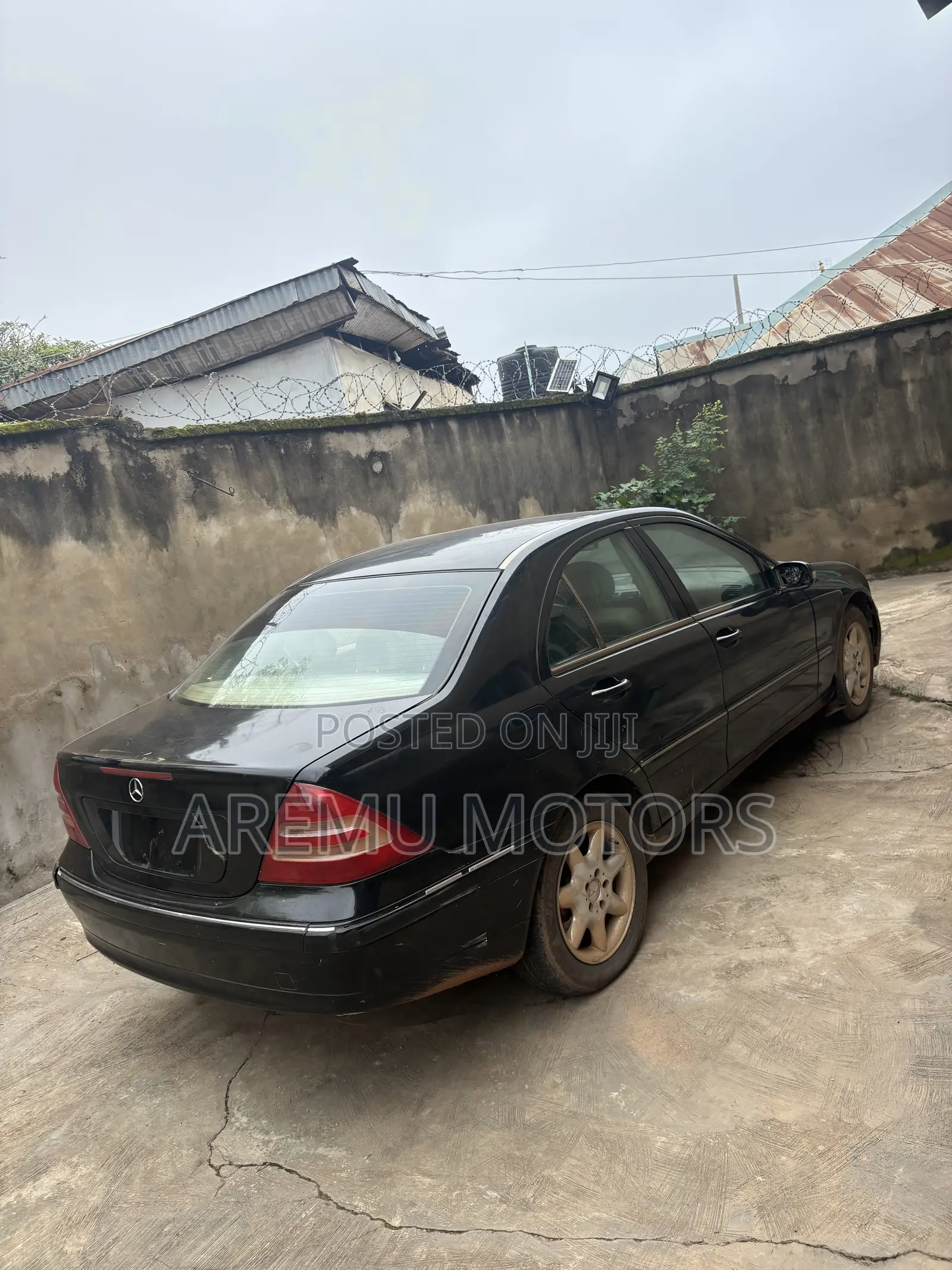 Mercedes-Benz C200 2001 Black