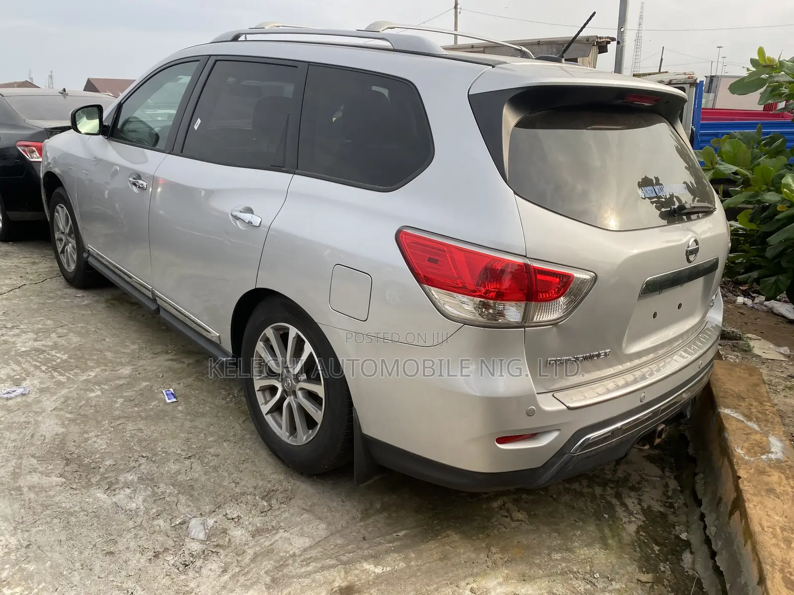 Nissan Pathfinder SL 4x4 2013 Silver