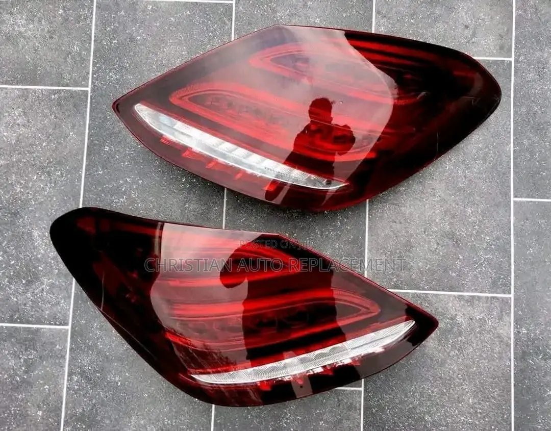 Original Tokunbo Mercedes-Benz C400 2018–2020 Headlight Rear Light