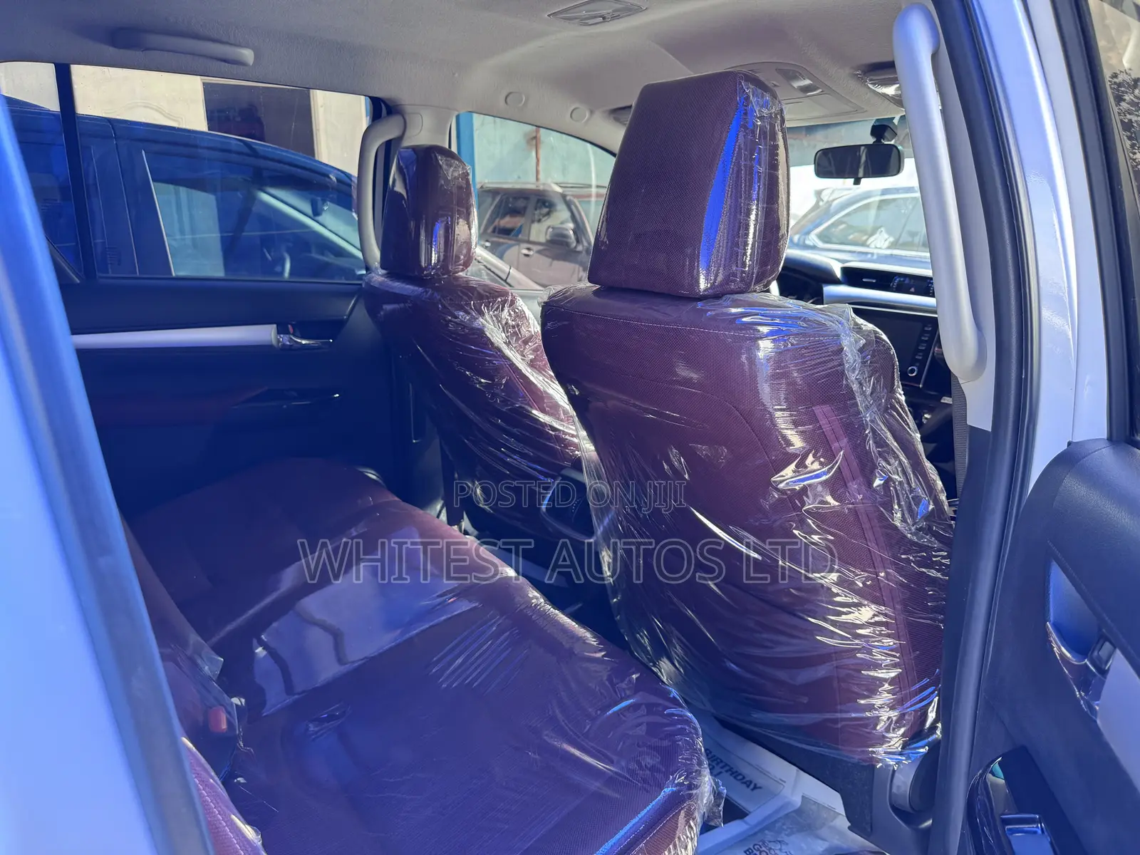 Toyota Hilux Revo Double Cab Petrol 2.7 RWD 2022 White