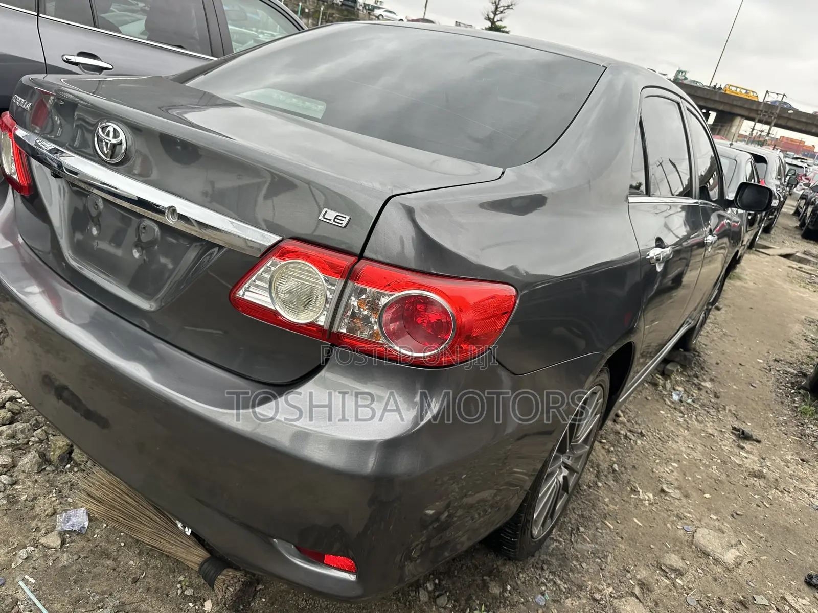 Toyota Corolla LE Special Edition 4dr Sedan (1.8L 4cyl 4A) 2013 Gray