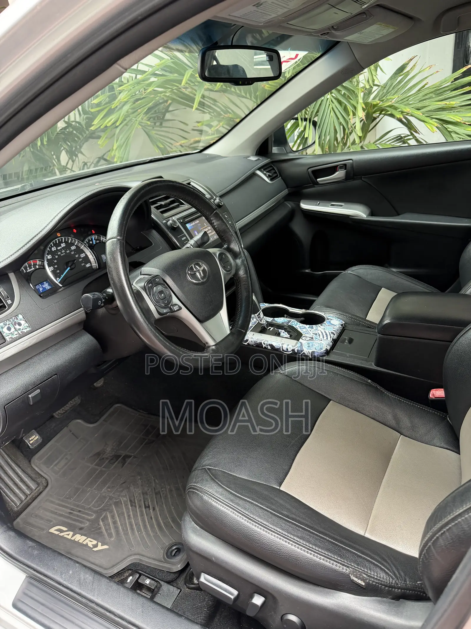 Toyota Camry SE Sport 4dr Sedan (2.5L 4cyl 6A) 2014 Silver