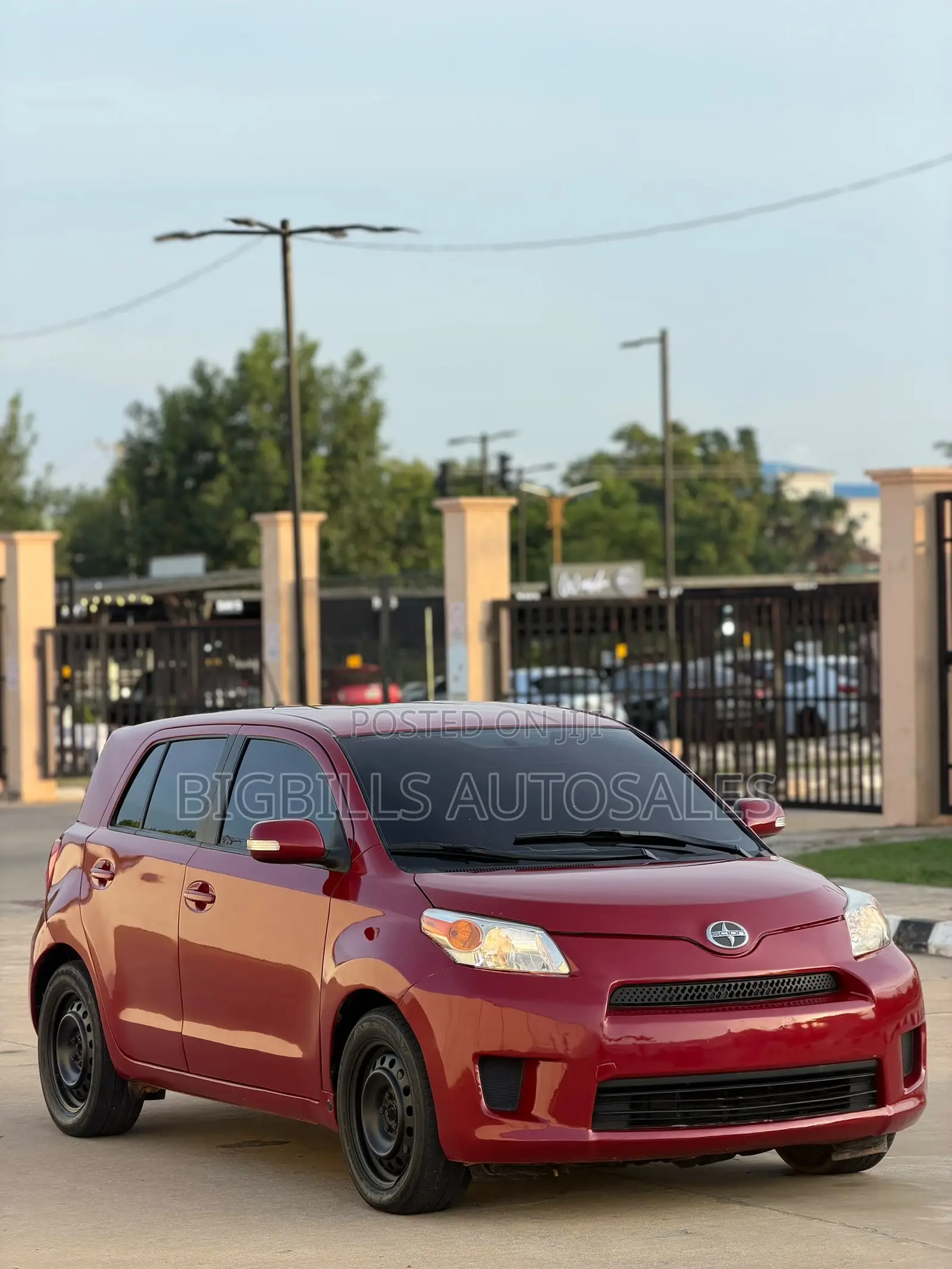 Scion xD Base 2009 Red