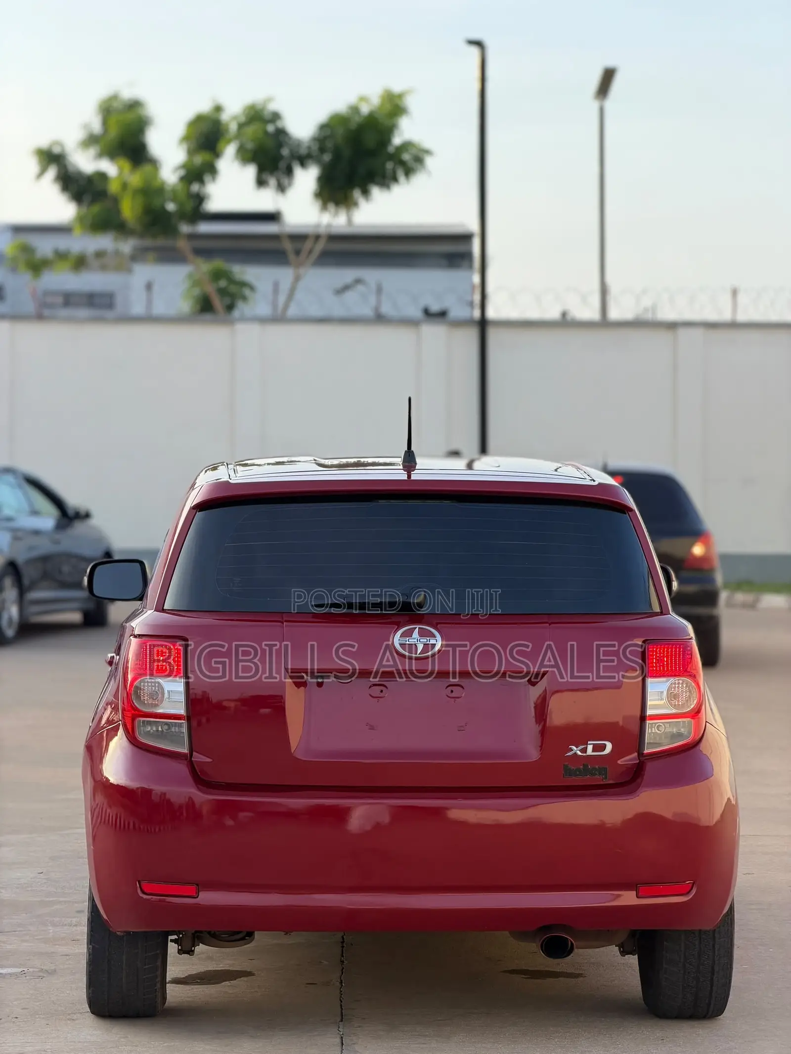 Scion xD Base 2009 Red