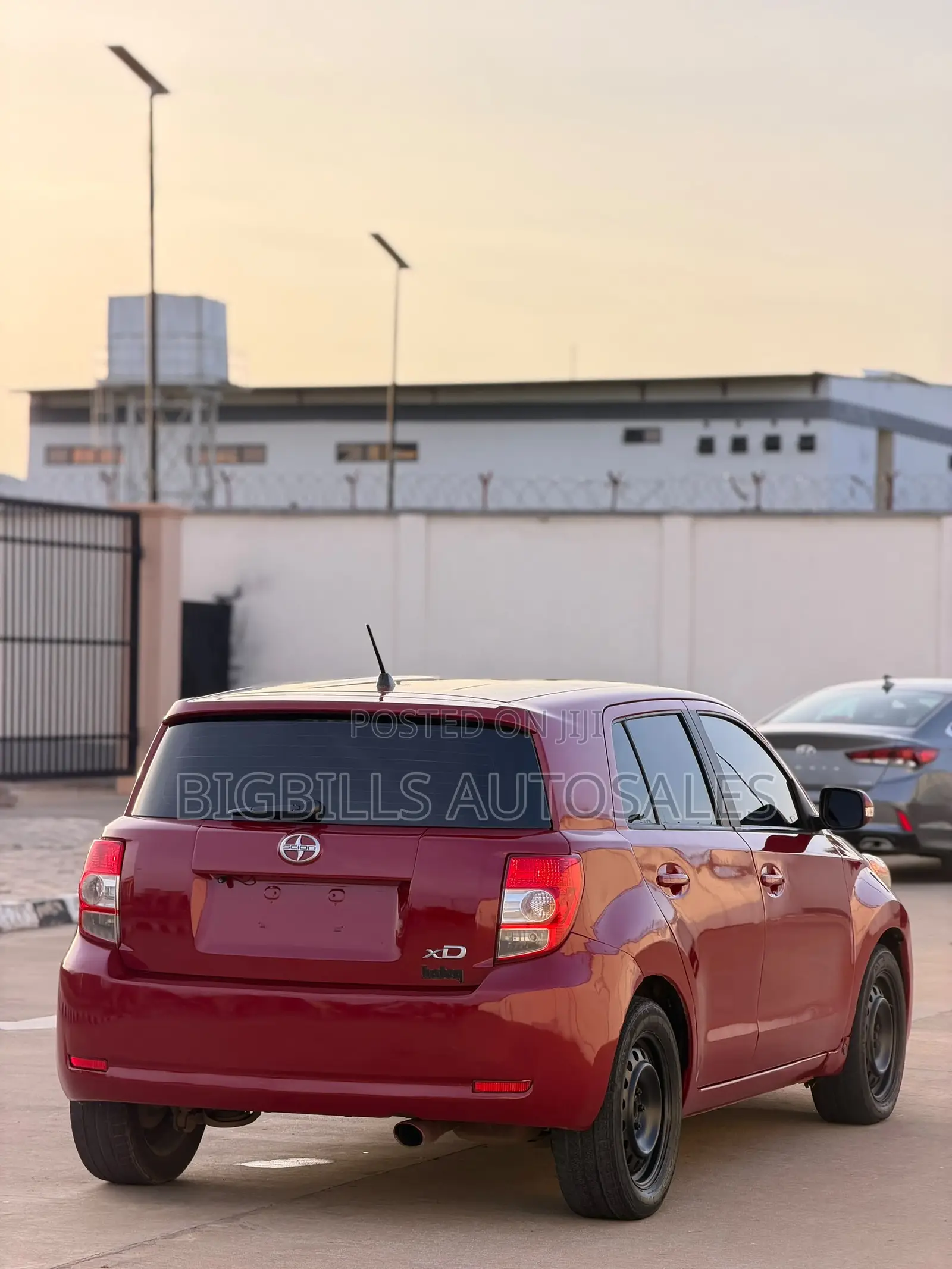 Scion xD Base 2009 Red