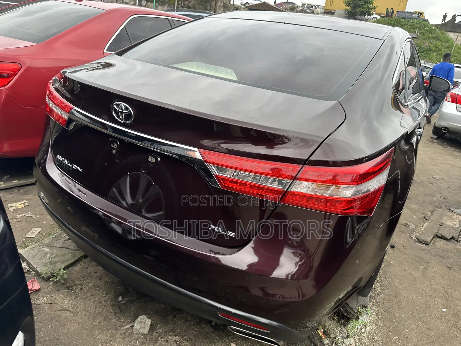 Toyota Avalon Limited 4dr Sedan (3.5L 6cyl 6A) 2014 Red