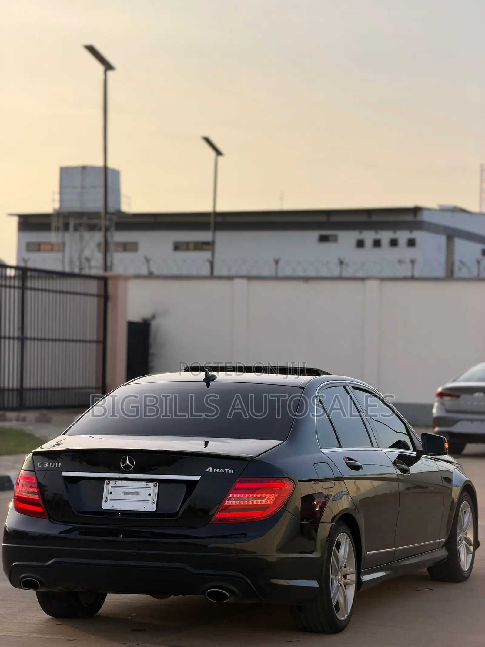 Mercedes-Benz C300 Luxury 4Matic Sedan AWD (3.5L 6cyl 7A) 2013 Black