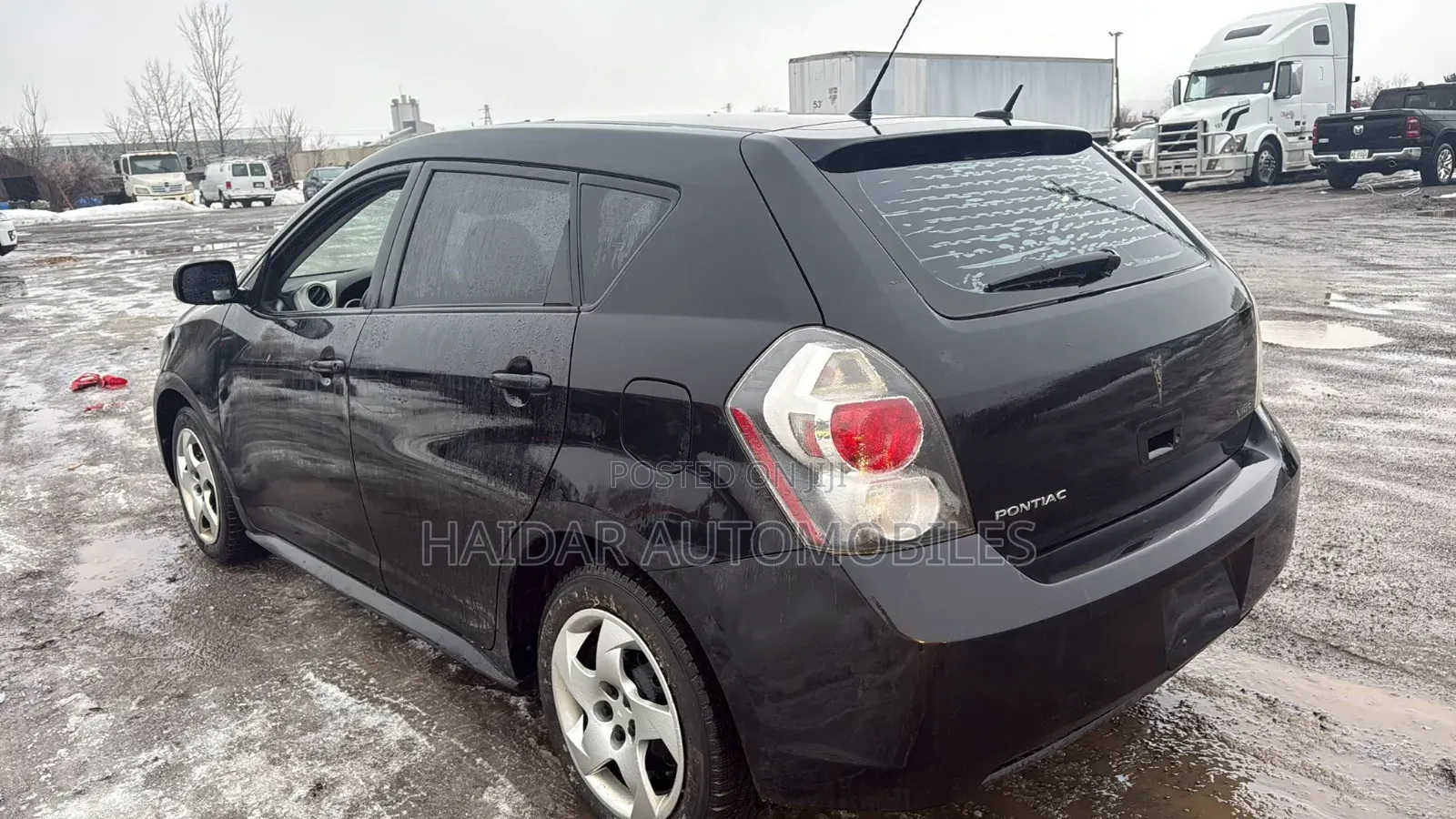 Pontiac Vibe 2010 Black