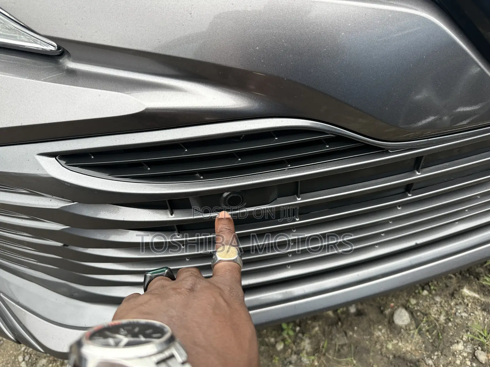 Toyota Camry SE (2.5L 4cyl 8A) 2019 Gray
