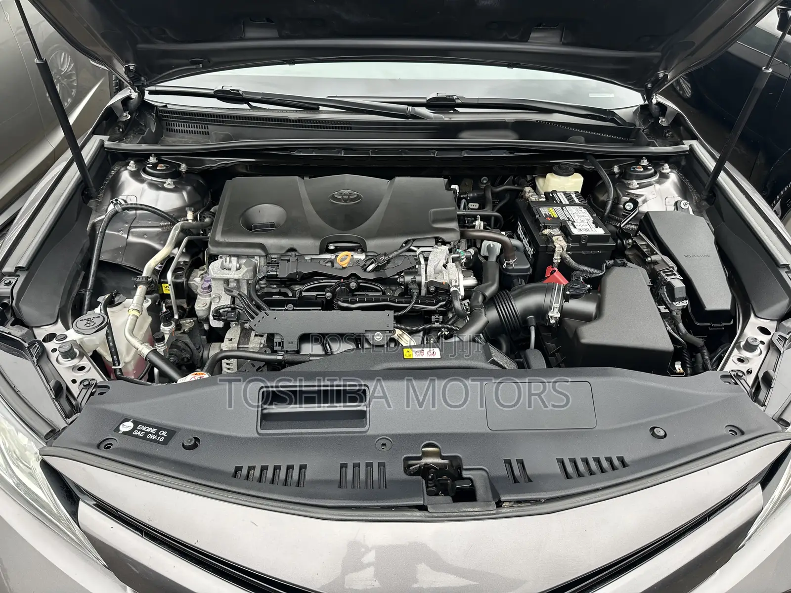 Toyota Camry SE (2.5L 4cyl 8A) 2019 Gray