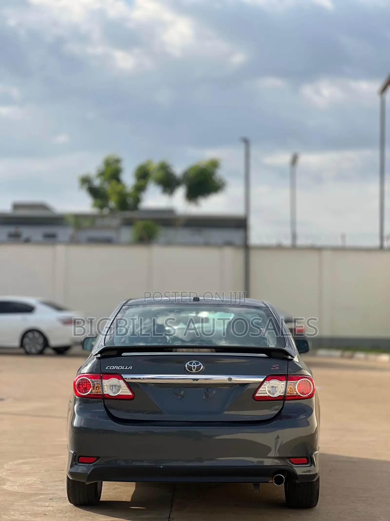 Toyota Corolla S 4dr Sedan (1.8L 4cyl 4A) 2013 Gray