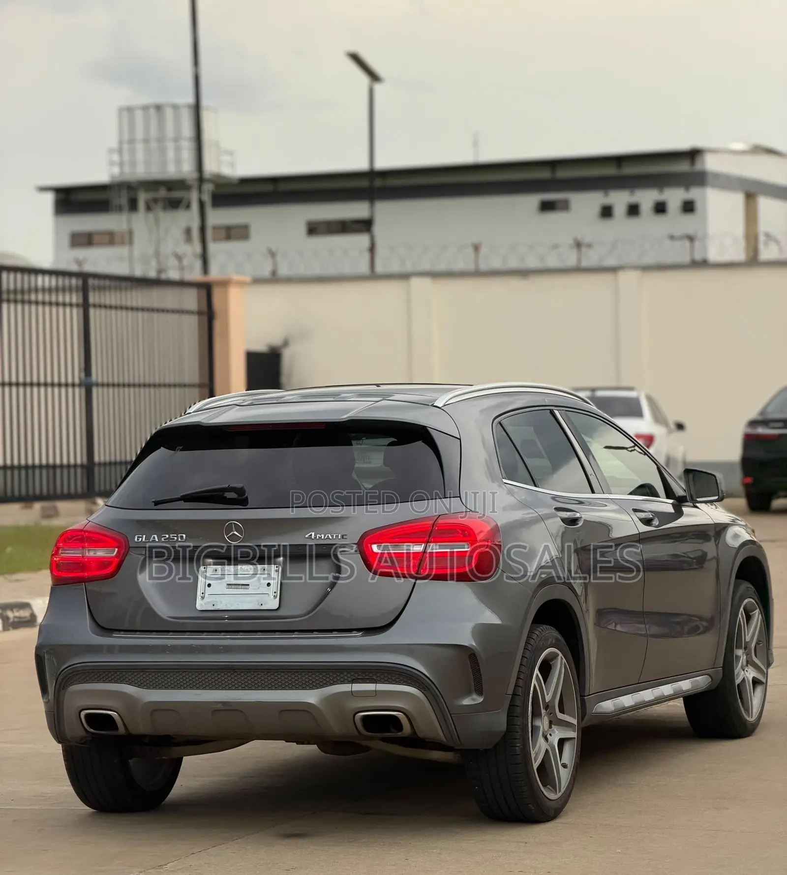 Mercedes-Benz GLA 250 2018 Gray