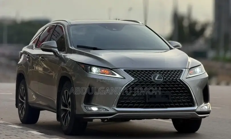 Lexus RX 2022
