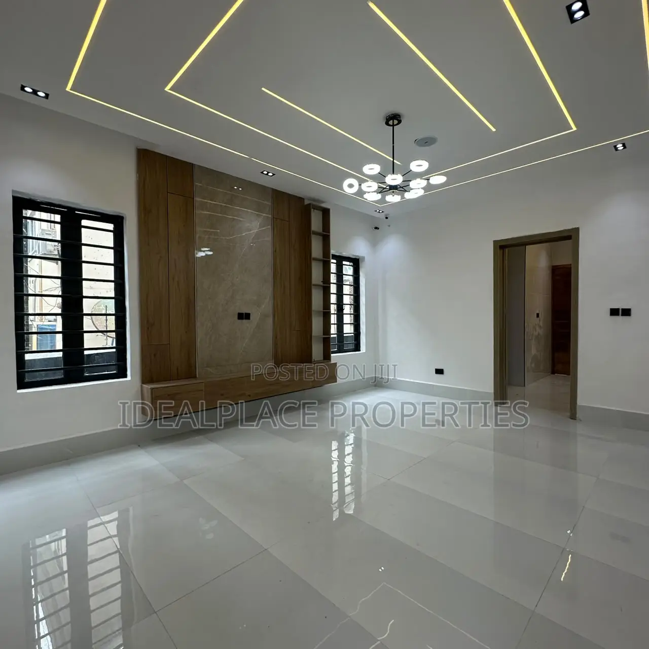 4bdrm Duplex in Sangotedo for sale