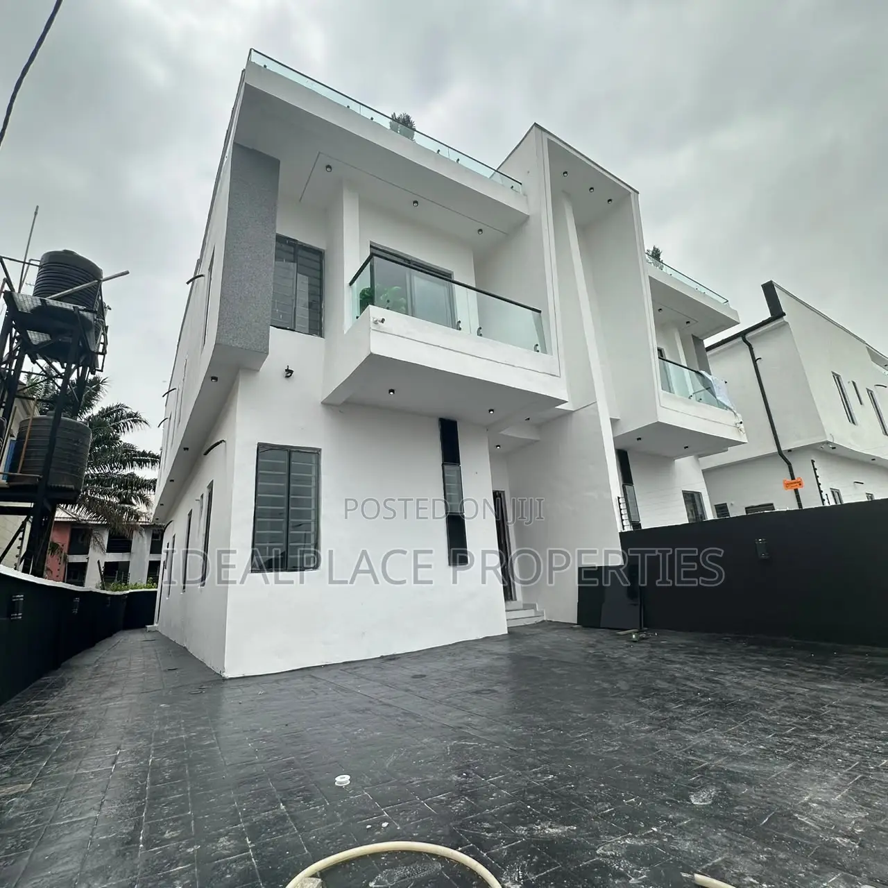 4bdrm Duplex in Sangotedo for sale