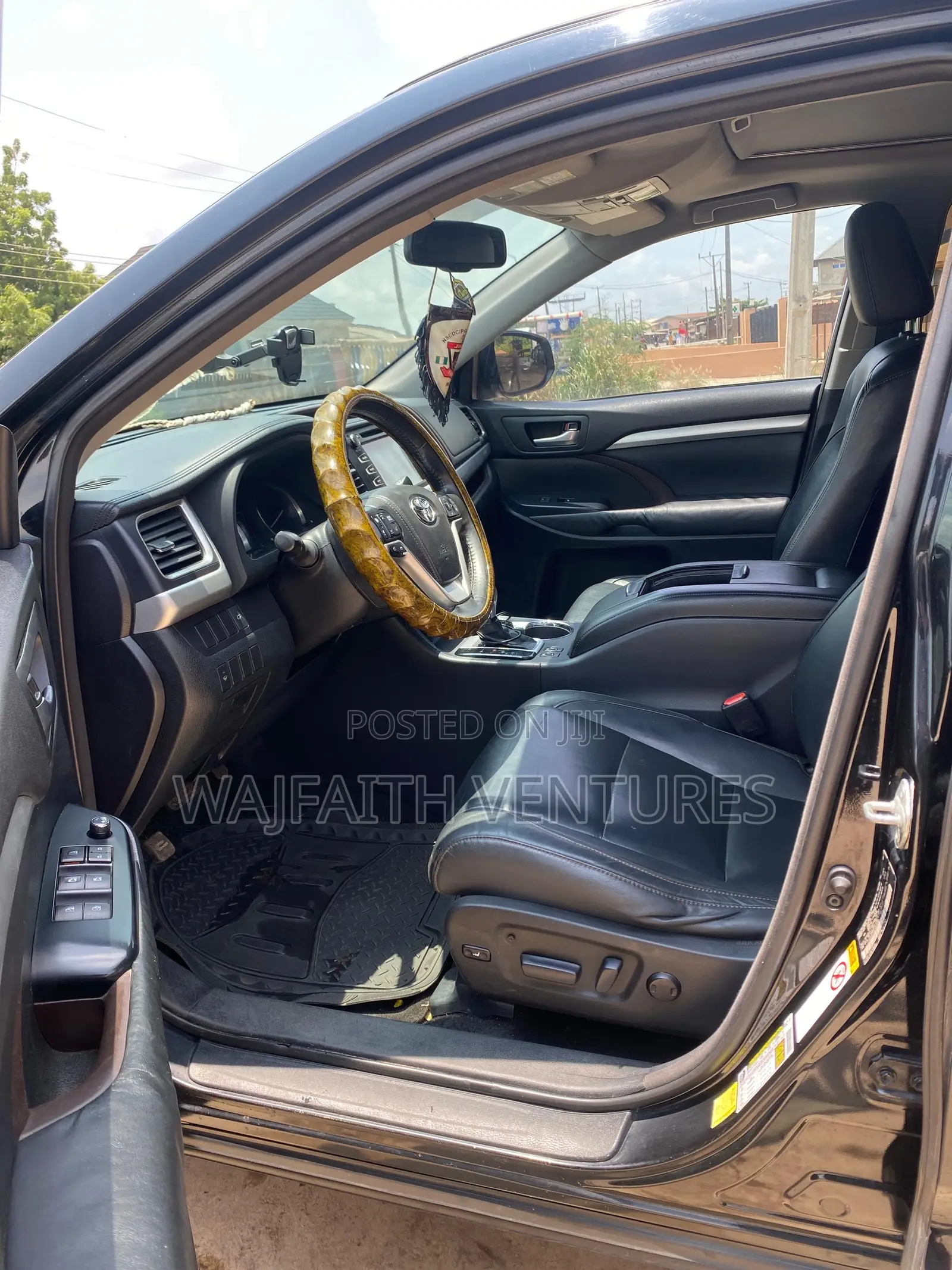 Toyota Highlander Limited 4dr SUV AWD (3.5L 6cyl 6A) 2015 Black
