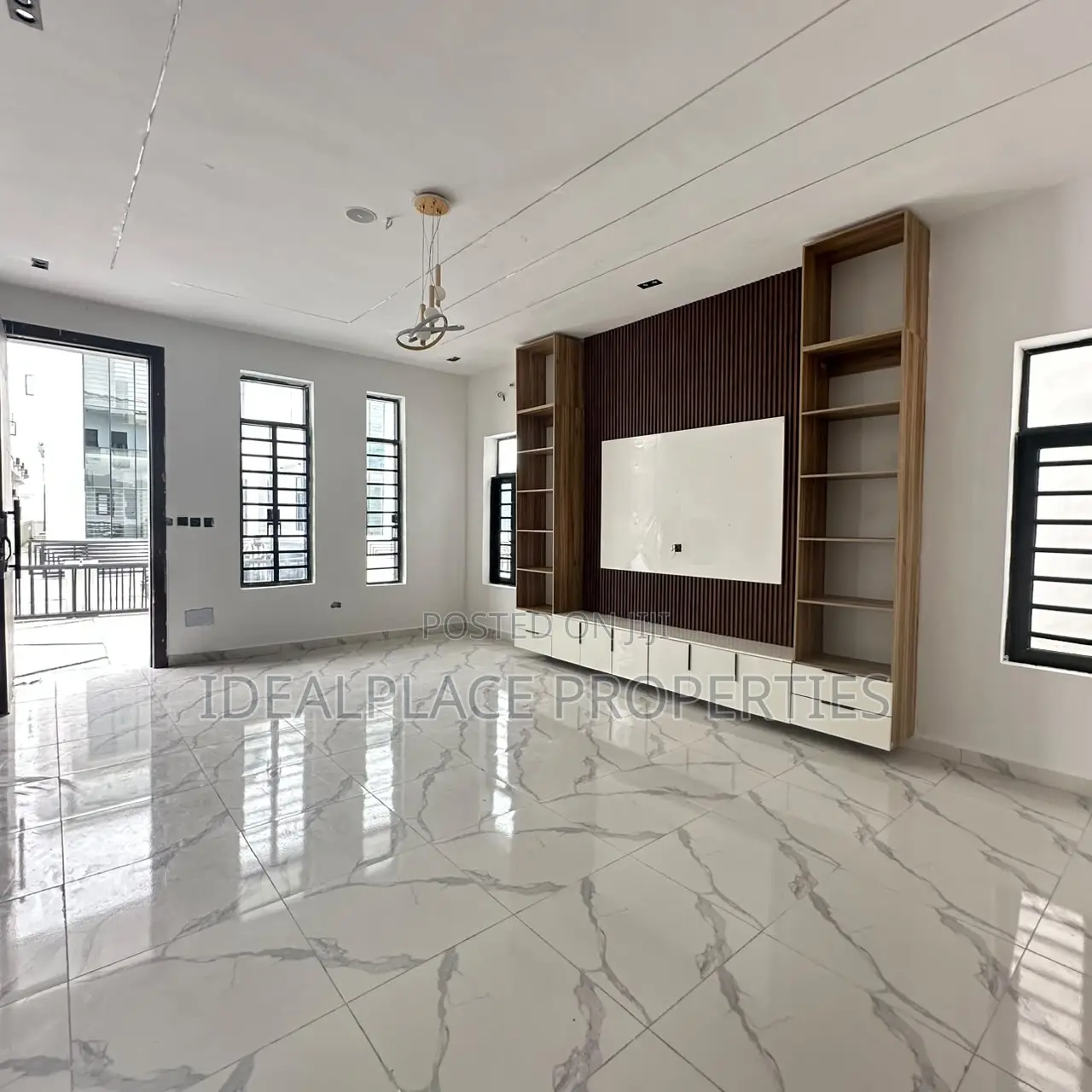 4bdrm Duplex in Sangotedo for sale
