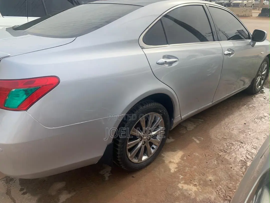 Lexus ES 350 2010