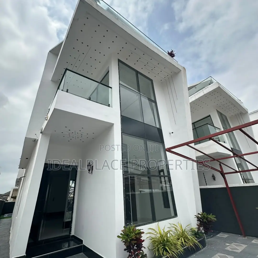5bdrm Duplex in Sangotedo for sale