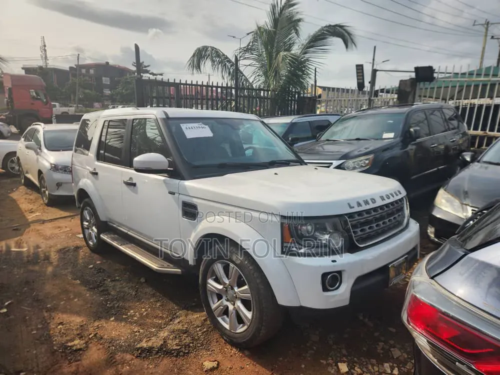 Land Rover Lr4 4dr SUV 4WD (3.0L 6cyl S/C 8A) 2014 White
