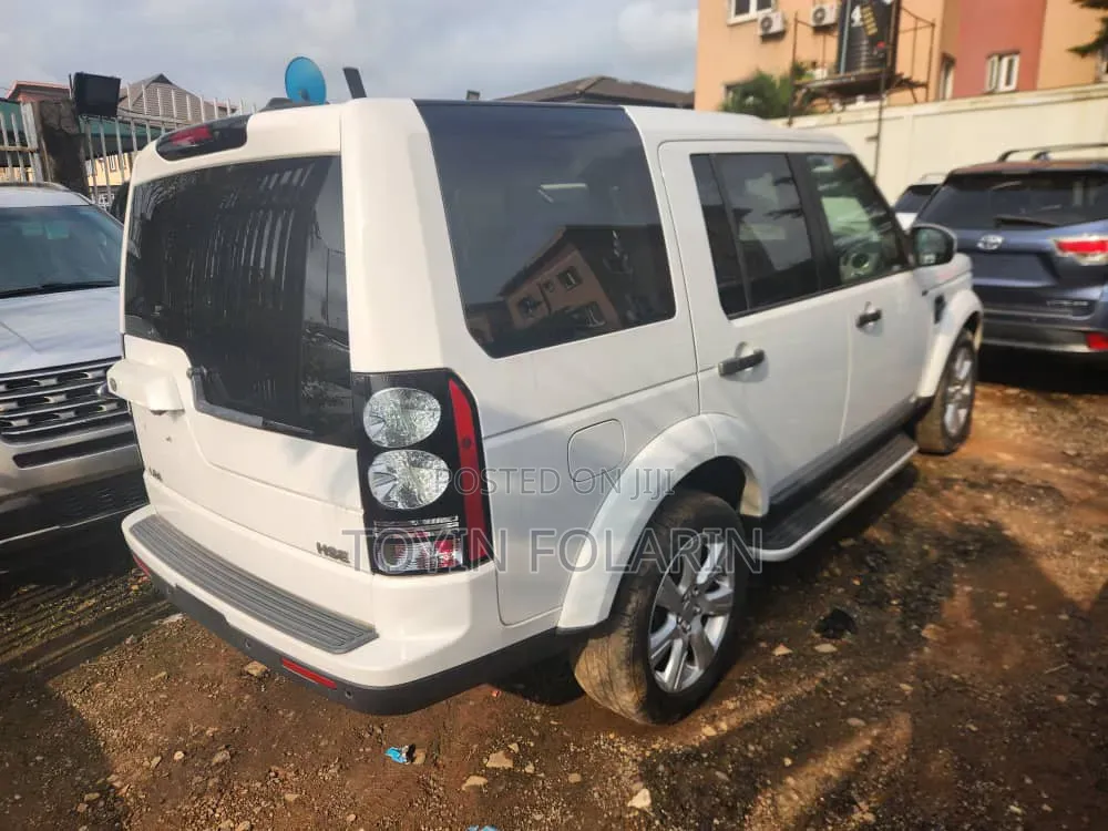 Land Rover Lr4 4dr SUV 4WD (3.0L 6cyl S/C 8A) 2014 White