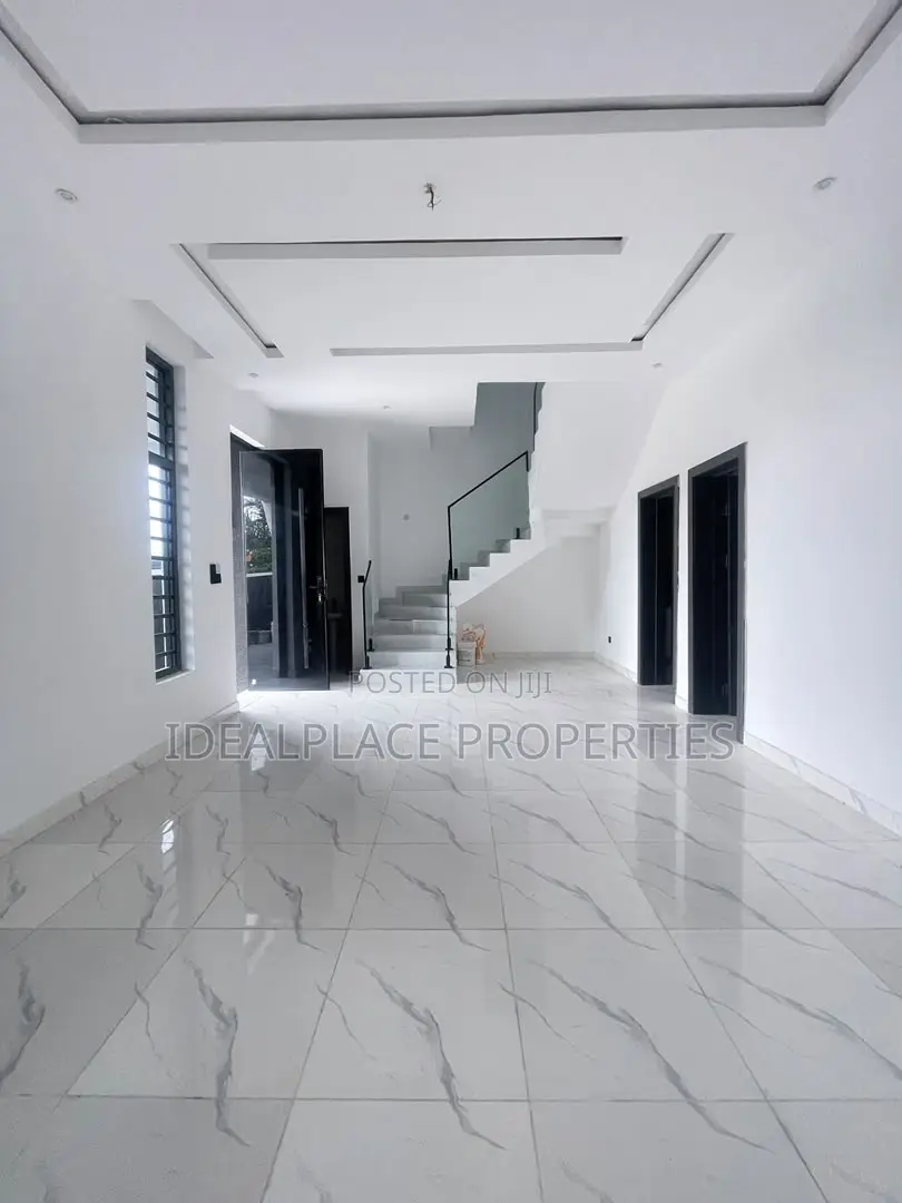 4bdrm Duplex in Ajah for sale
