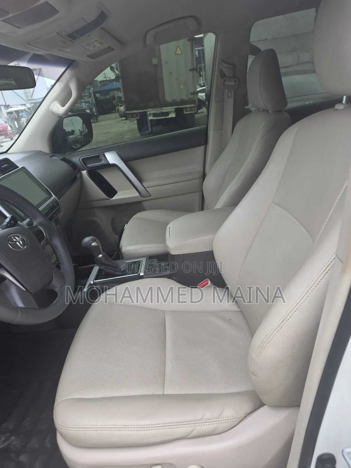 Toyota Land Cruiser Prado 2017 White