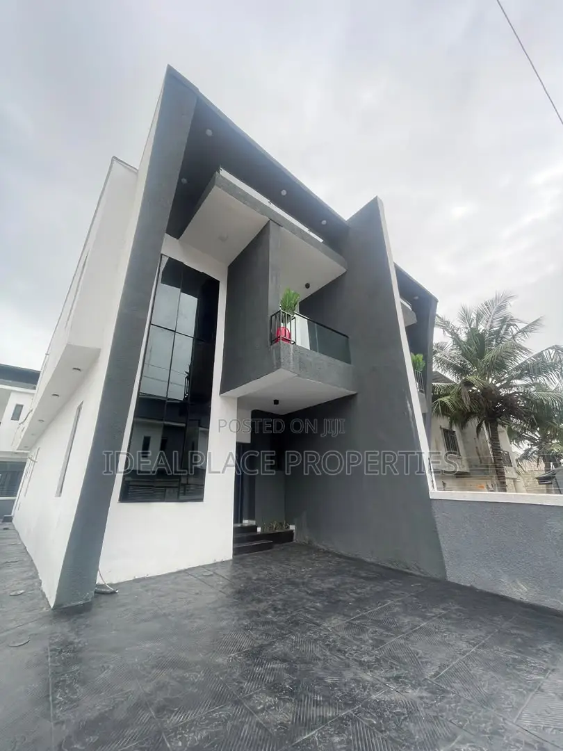 3bdrm Duplex in Sangotedo for sale