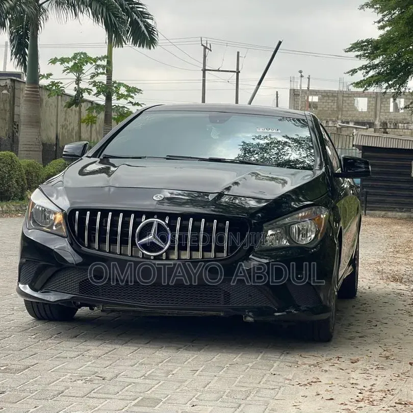 Mercedes-Benz C250 2016 Black