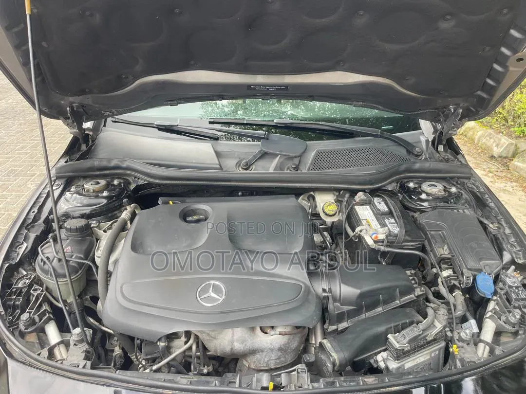 Mercedes-Benz C250 2016 Black