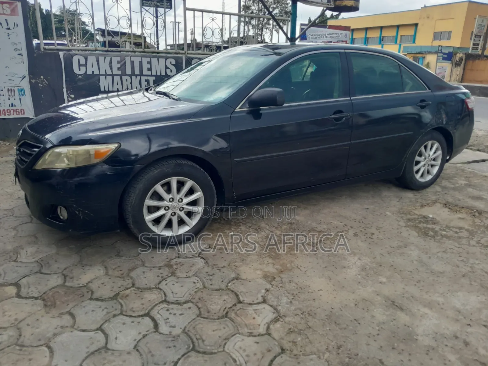 Toyota Camry XLE V6 4dr Sedan (3.5L 6cyl 6AM) 2010 Black