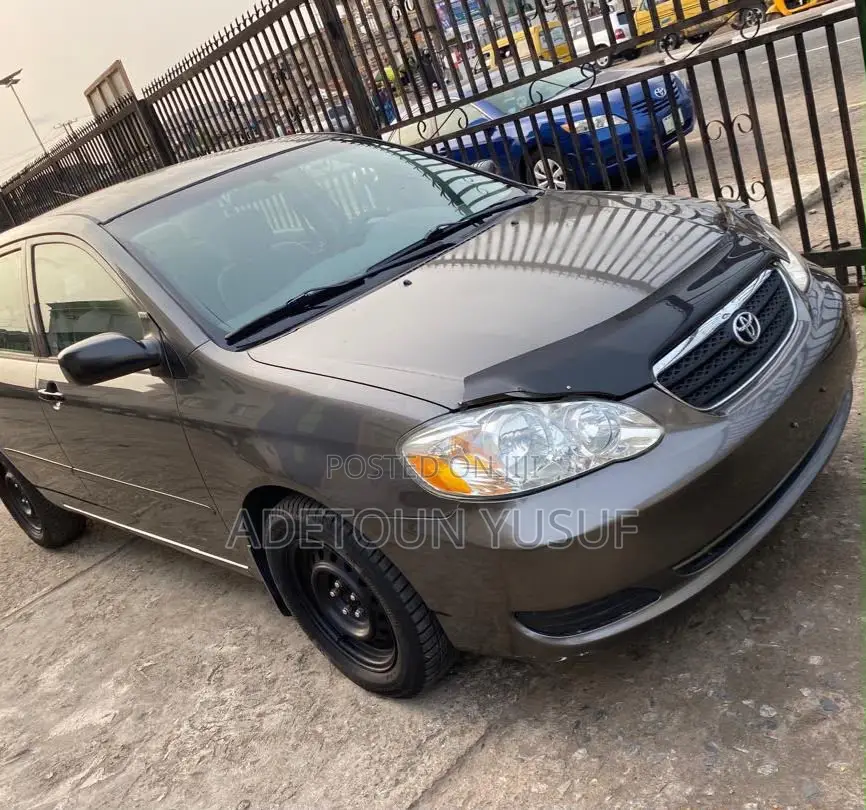 Toyota Corolla LE 2006 Gray