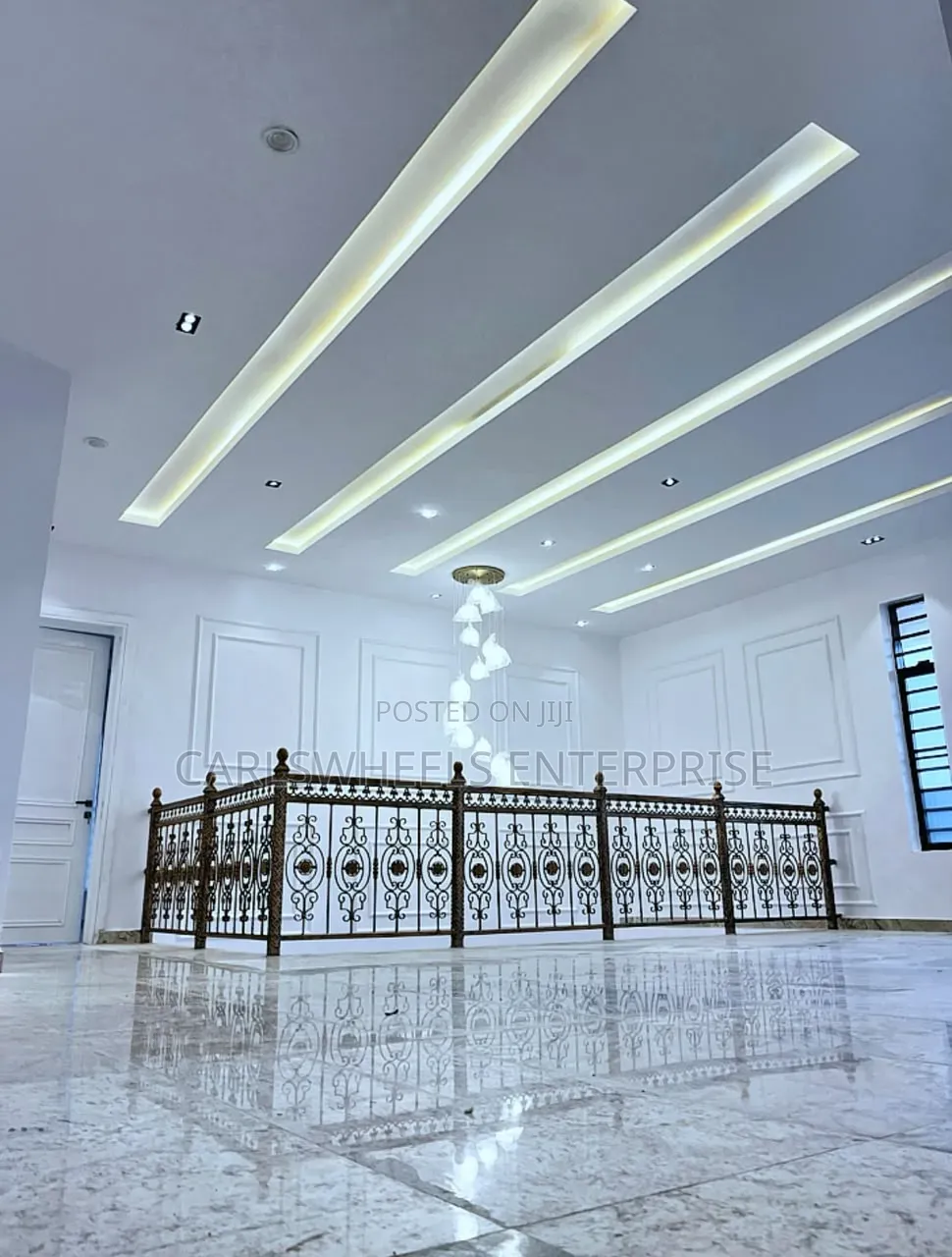 6bdrm Duplex in Mayfair Garden, Awoyaya for sale