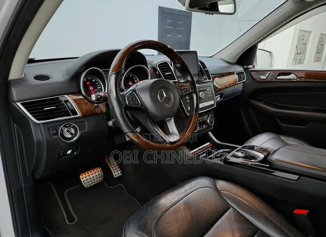 Mercedes-Benz GLE-Class GLE 400 4MATIC 2016 Silver