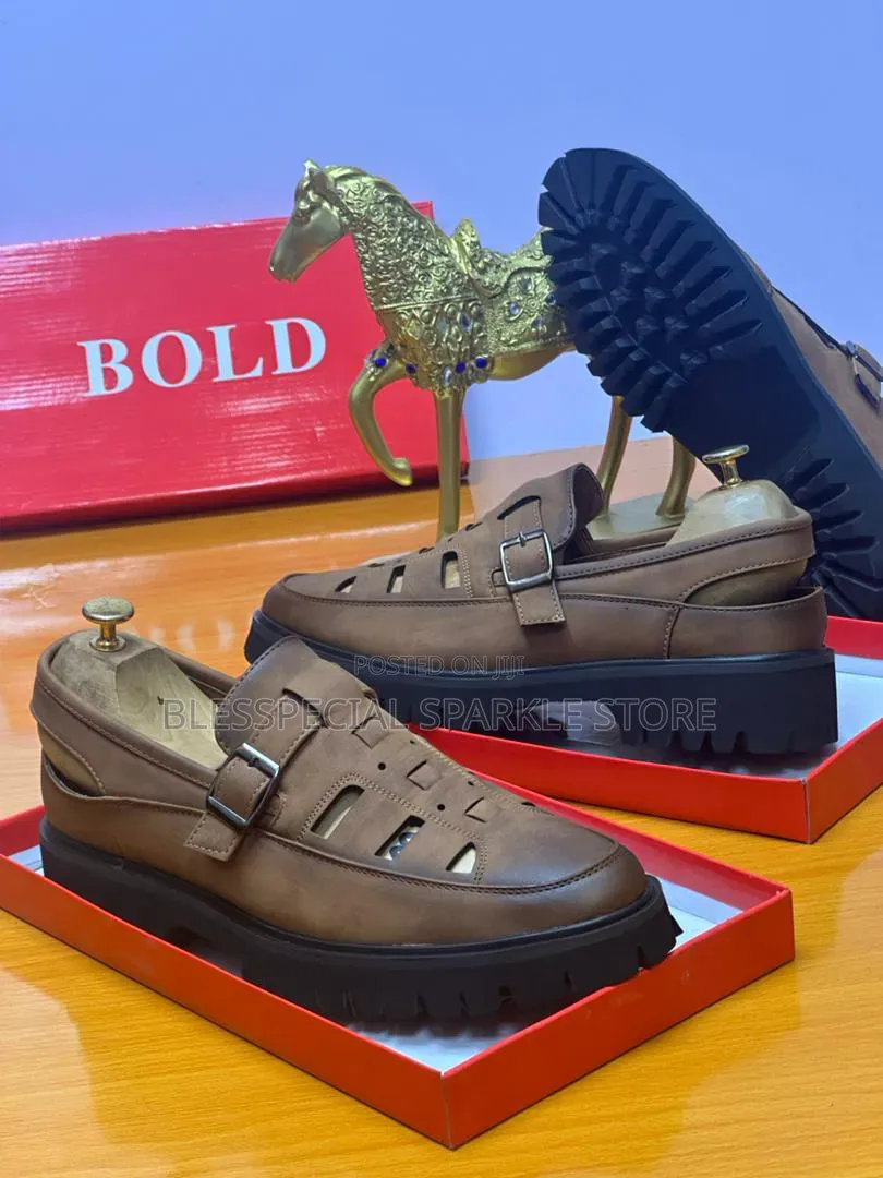 Your Corporate Look Needs This.payment on Delivery Within Abuja Only