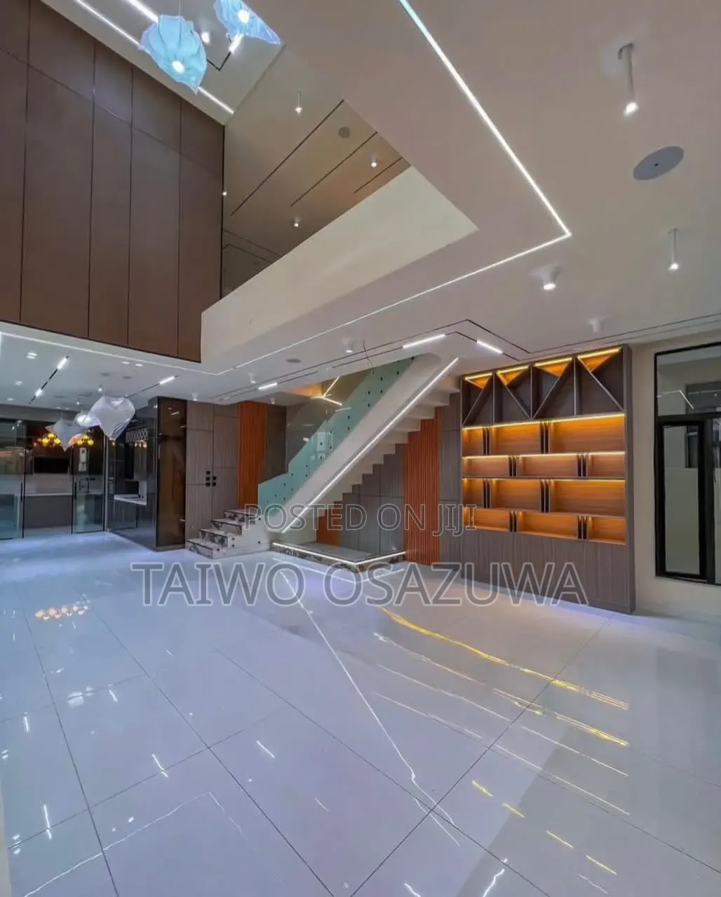 5bdrm Duplex in 600, Chevron for sale
