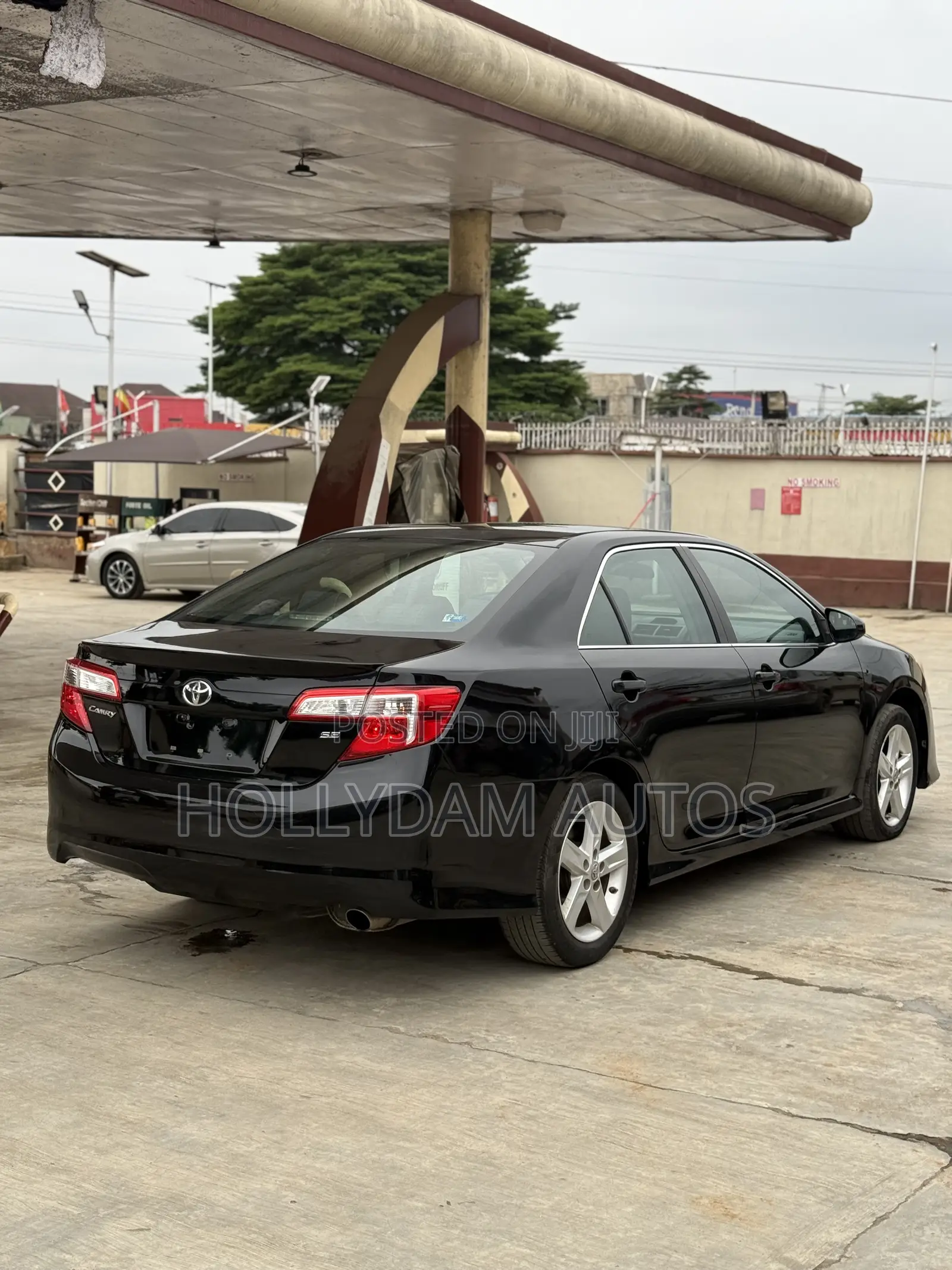 Toyota Camry SE 4dr Sedan (2.5L 4cyl 6A) 2014 Black