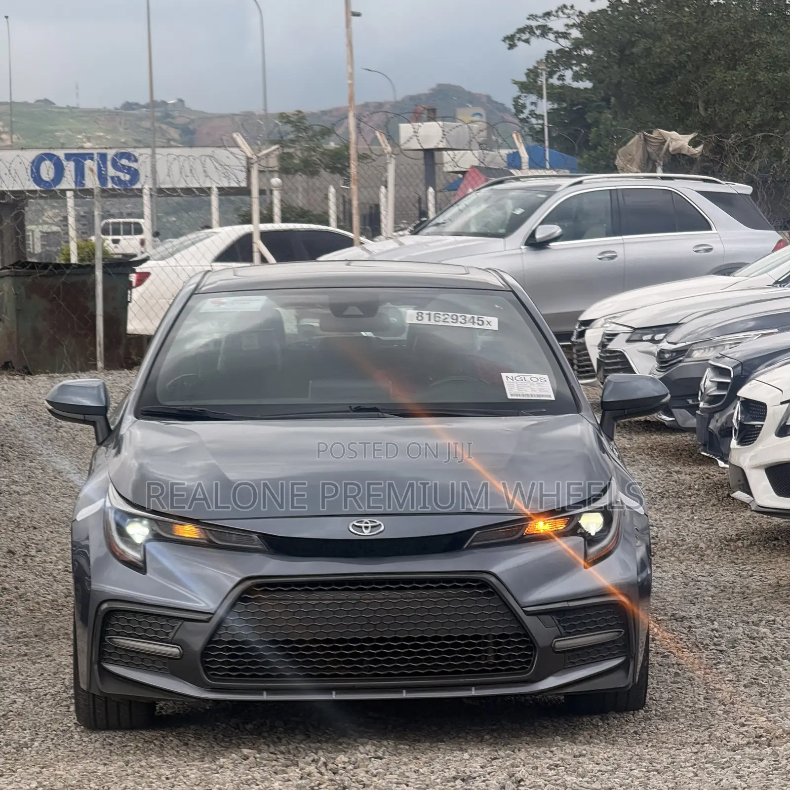 Toyota Corolla SE 2021 Blue