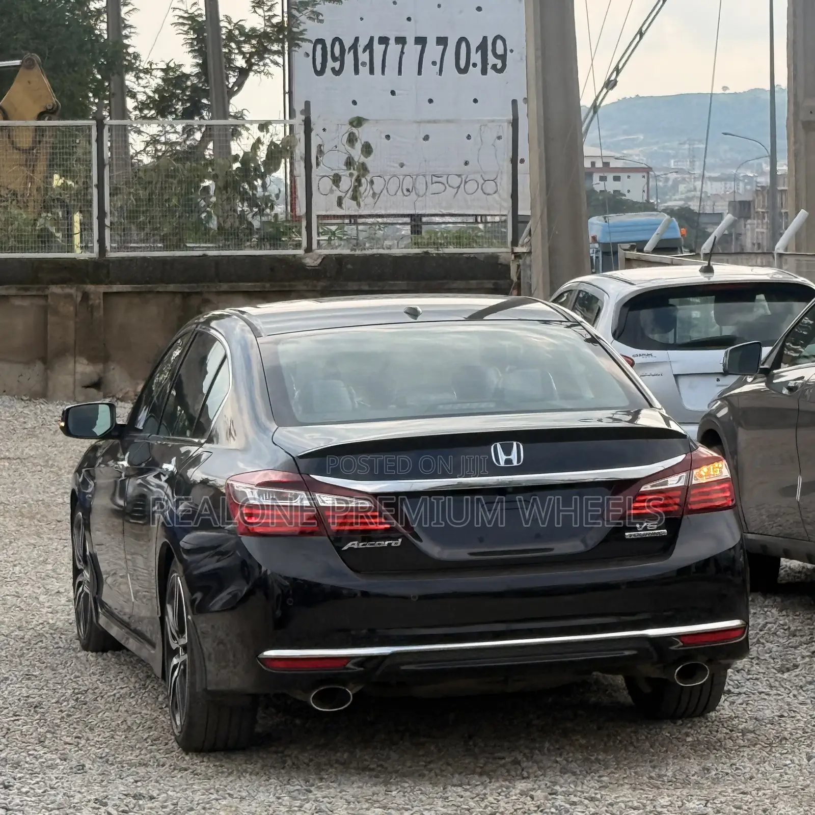 Honda Accord Touring 4dr Sedan FWD (3.5L 6cyl 6A) 2016 Black
