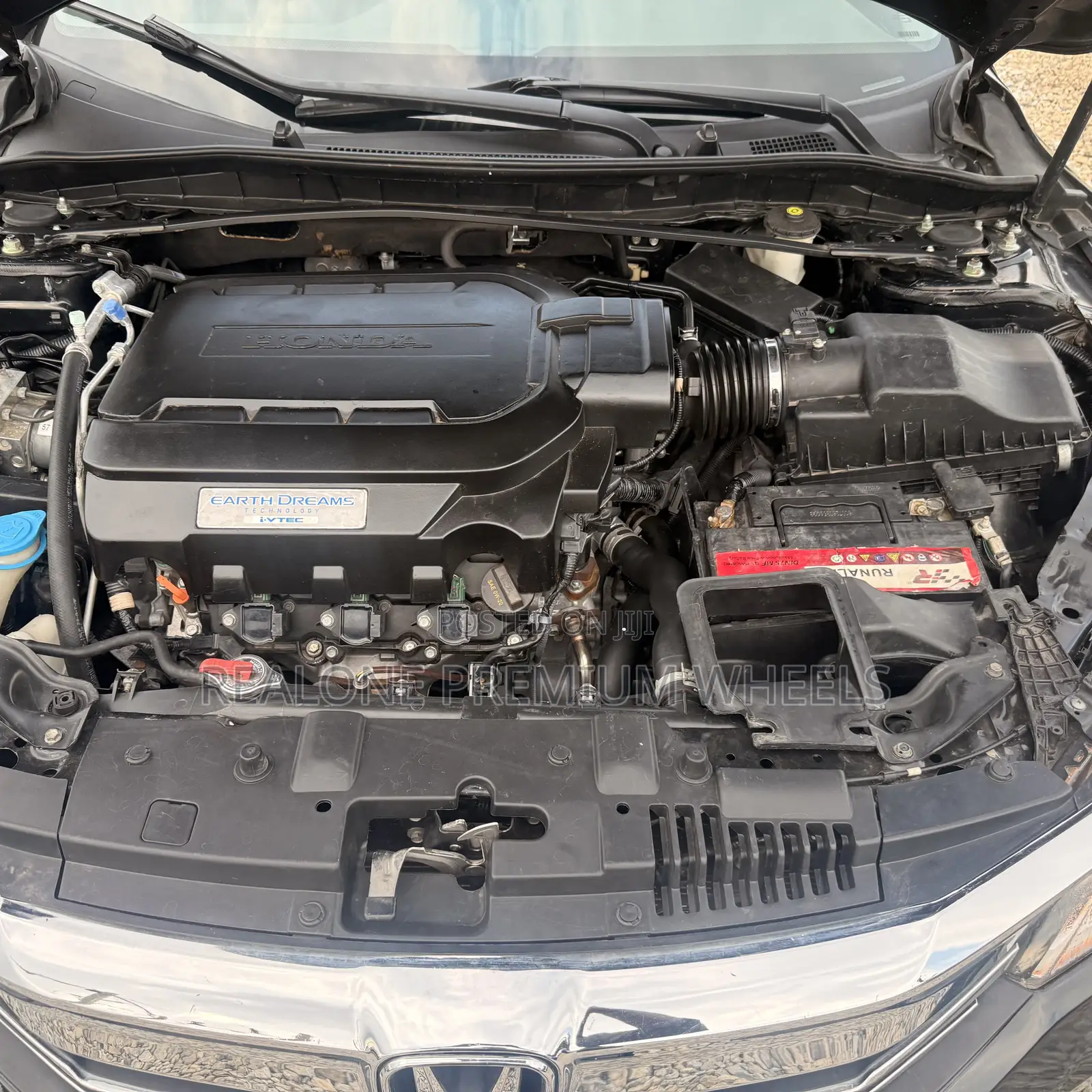 Honda Accord Touring 4dr Sedan FWD (3.5L 6cyl 6A) 2016 Black