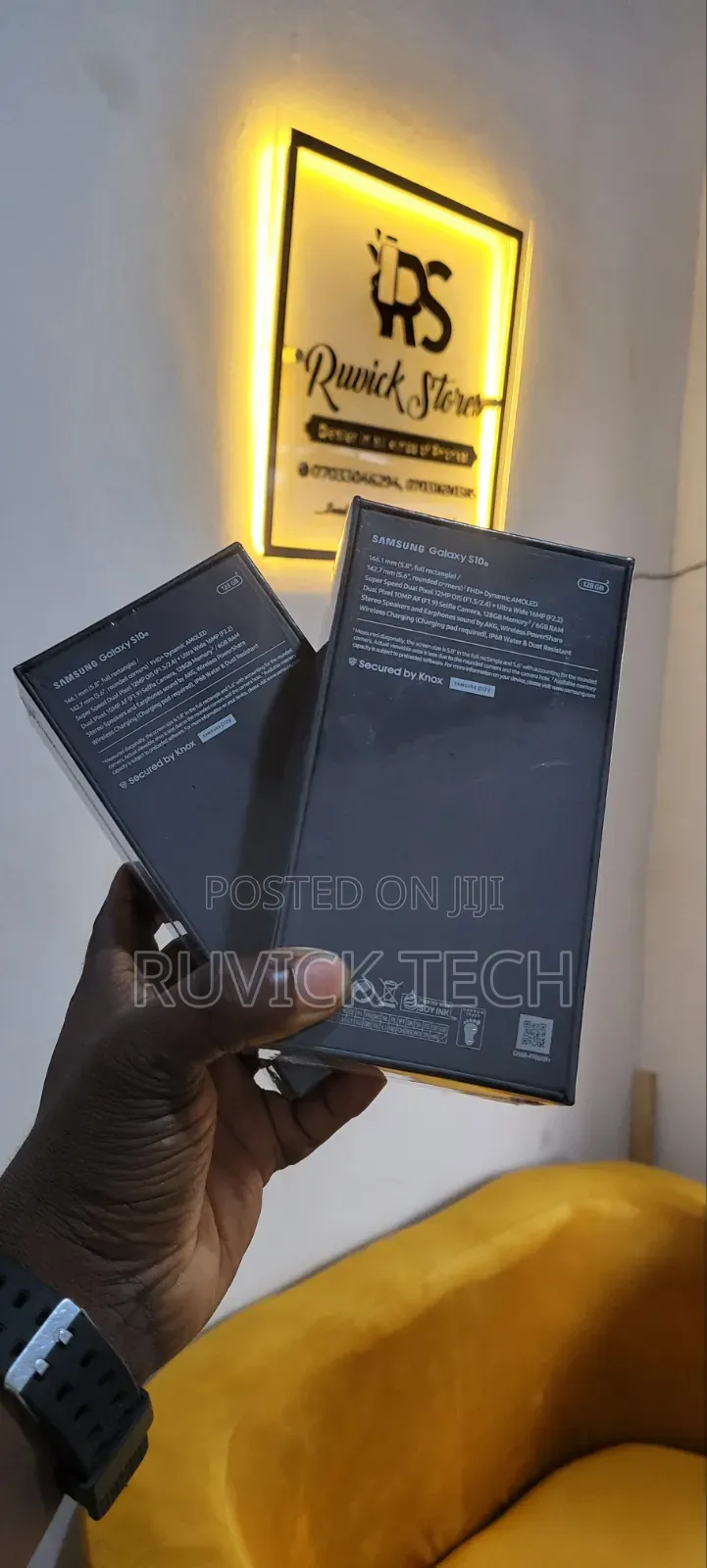 New Samsung Galaxy S10e 128 GB