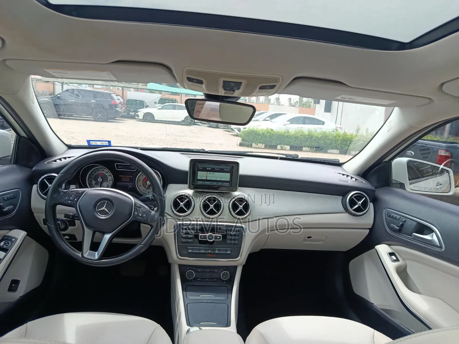 Mercedes-Benz GLA 250 2015 White