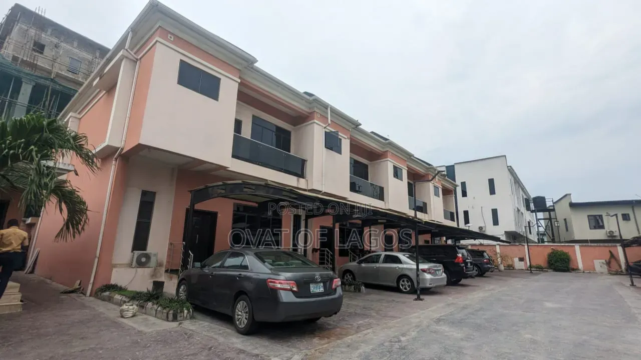 4bdrm Duplex in Ikate for rent