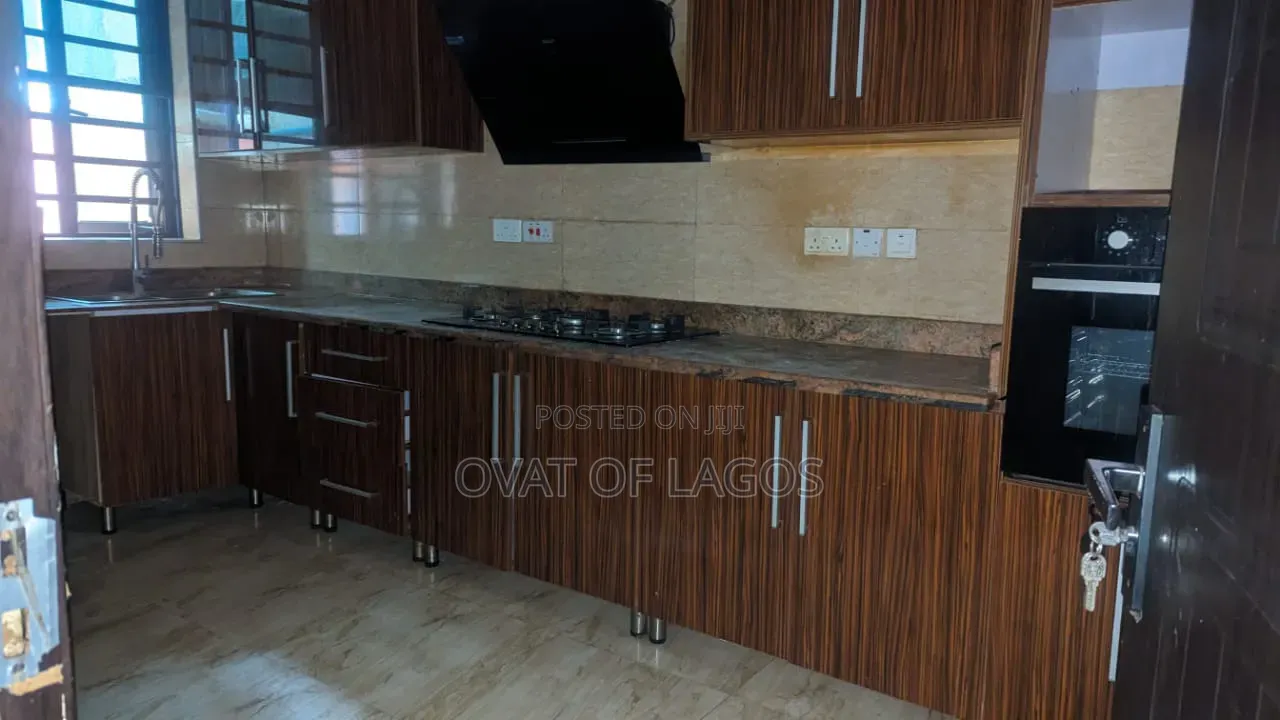 4bdrm Duplex in Ikate for rent