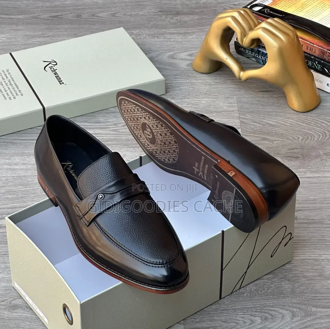 Richwanaz Classic Pebbled Leather Loafers Brown/Black in Size 40-46